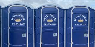 Best Portable Shower Rental  in Freeport, FL